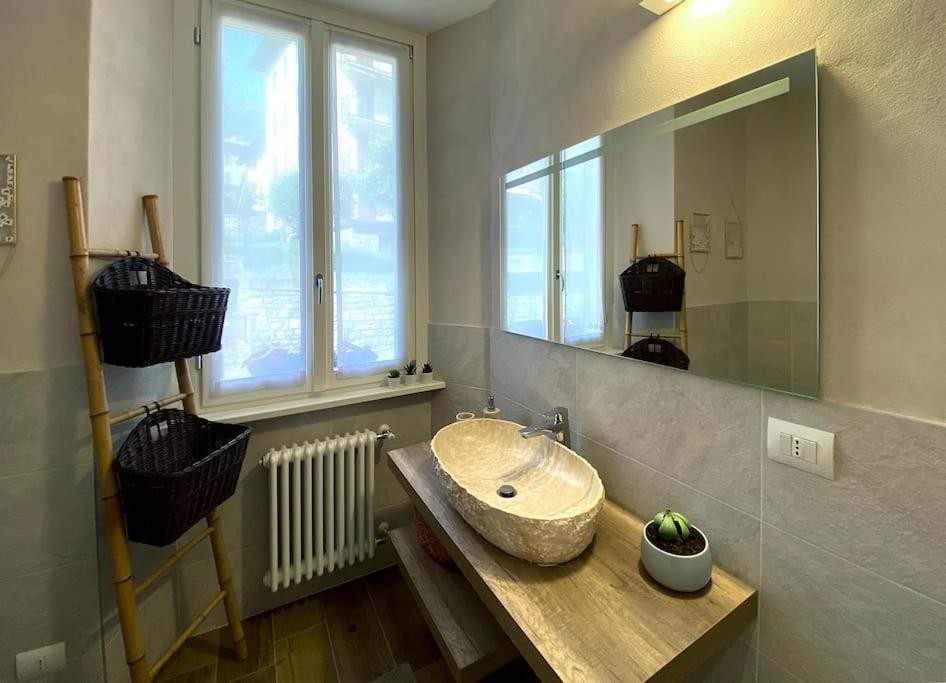 Apartment Montefiori, Rustic Glow *
